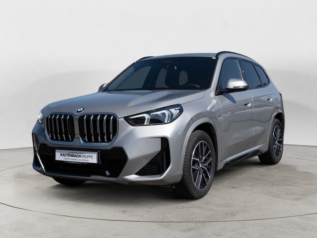 نمای دیگر بی ام و X1 sDrive 18i M-Sport LED NAVI KAMERA SHZ PDC