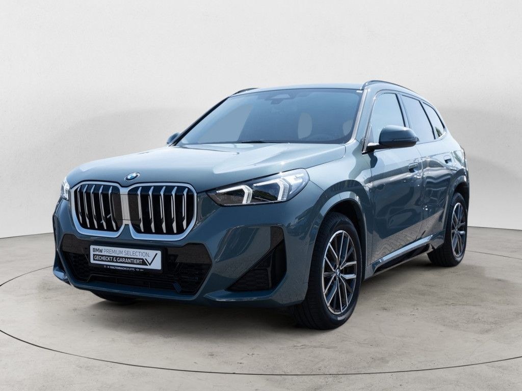 نمای دیگر بی ام و X1 sDrive 18i M-Sport LED NAVI KAMERA SHZ PDC