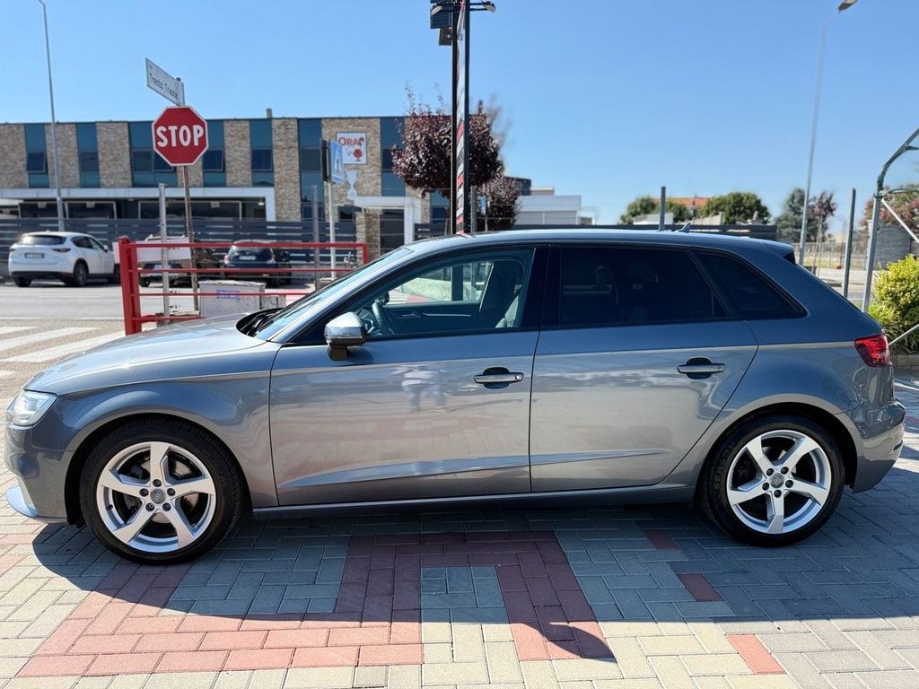 نمای دیگر آئودی A3 SPB 2.0 TDI اسپرت 150 CV EURO6