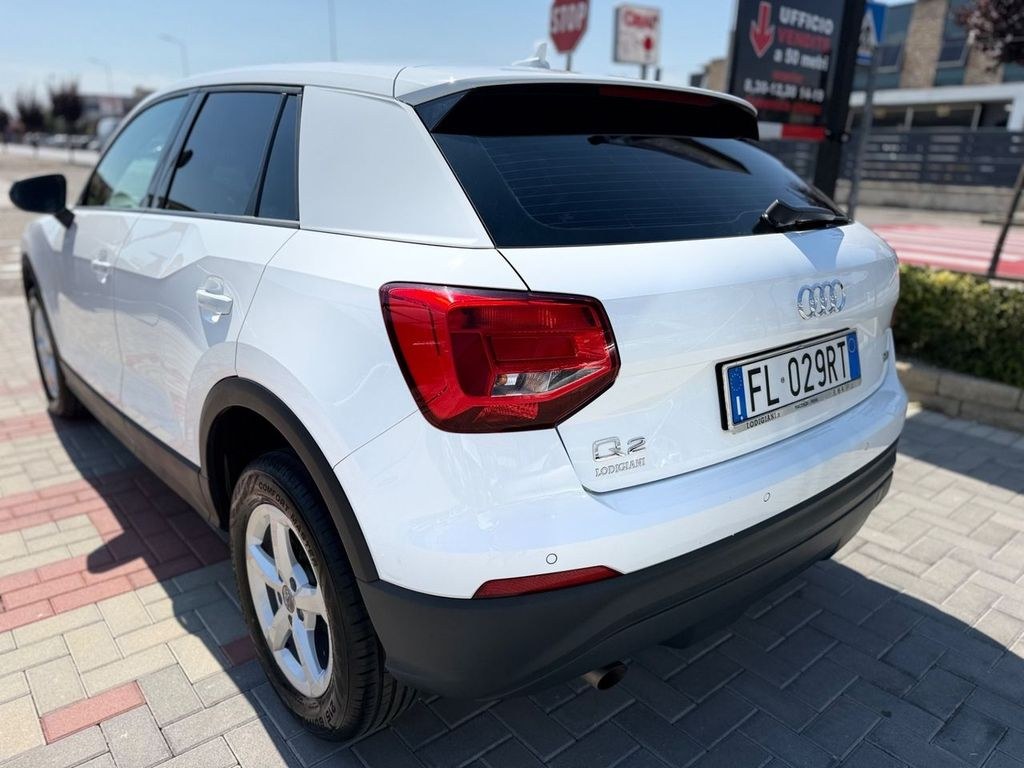نمای دیگر آئودی Q2 1.6 TDI بیزینس 57.000 KM تک مالک