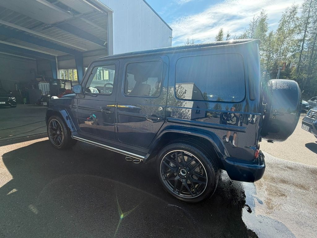 نمای دیگر مرسدس بنز ANDERE G Station AMG G 63