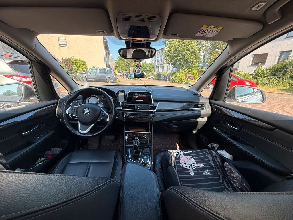 نمای دیگر بی ام و سری 2 گرن تورر 218 F467sitzer73t KM...