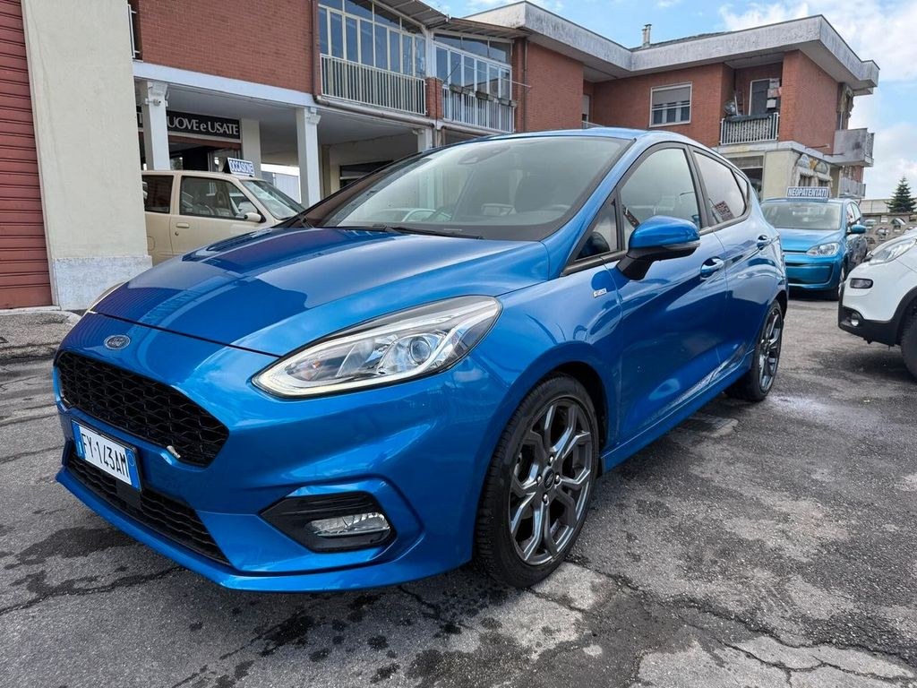 نمای دیگر فورد فیستا 1.1 85 CV 5 در ST-Line 2019