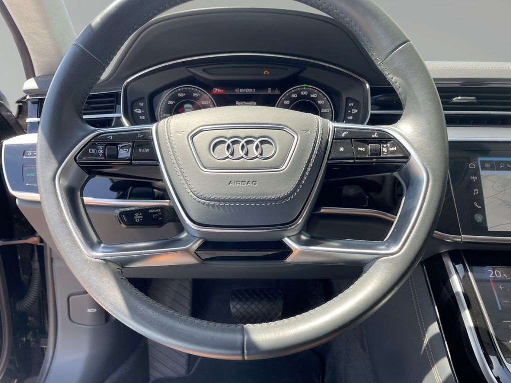 نمای دیگر آئودی A8 60 TFSI e کواترو ماتریکس B&O پانوراما 360 HUD