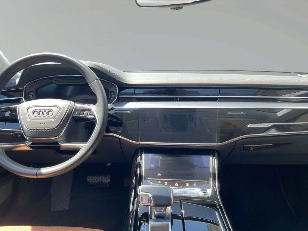 نمای دیگر آئودی A8 60 TFSI e کواترو ماتریکس B&O پانوراما 360 HUD