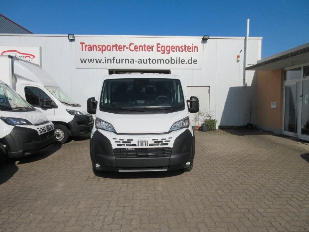 نمای دیگر Fiat Doppelt Kabiner Pritsche L4 7 Sitzer