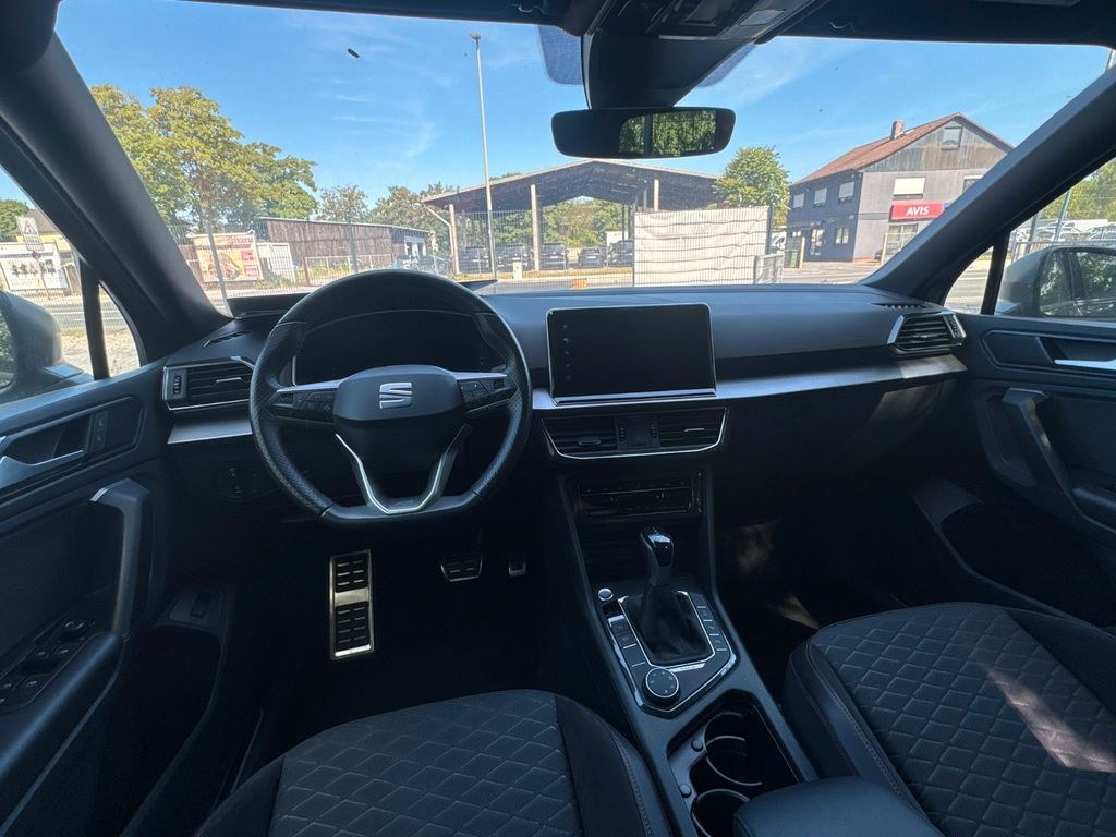 نمای دیگر سیات تاراکو FR 4Drive