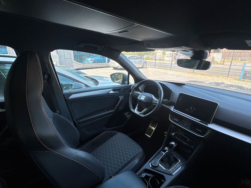نمای دیگر سیات تاراکو FR 4Drive