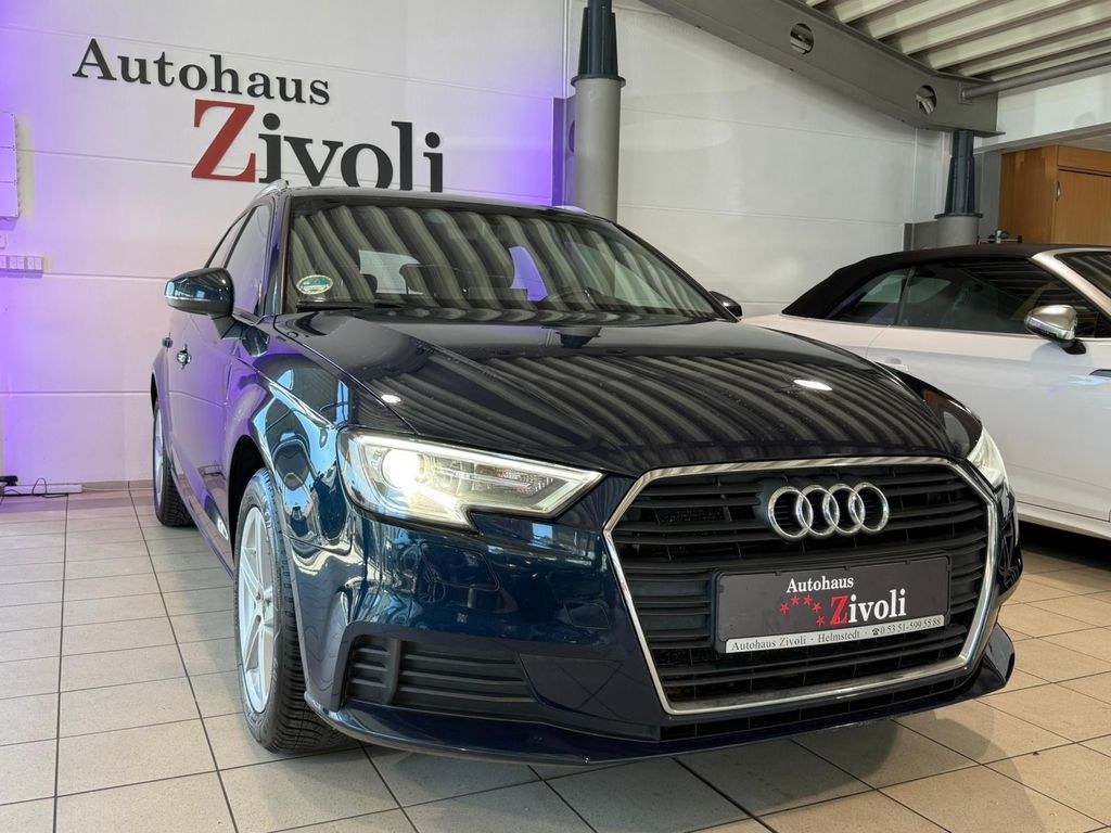 نمای دیگر آئودی A3 اسپرت‌بک 1.0 TFSI/PDC/بی‌زنون/گرمکن صندلی/کولر