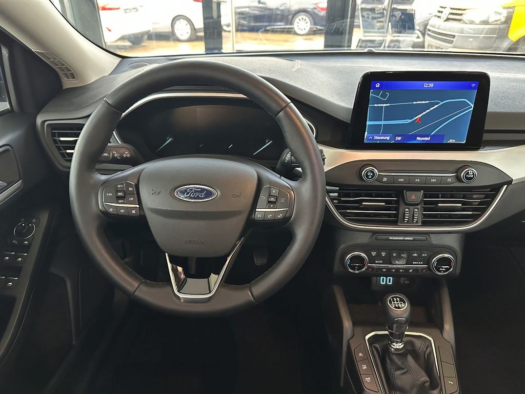 نمای دیگر فورد Focus Lim. *erst 16000 km*bis zu 10J. Garantie*
