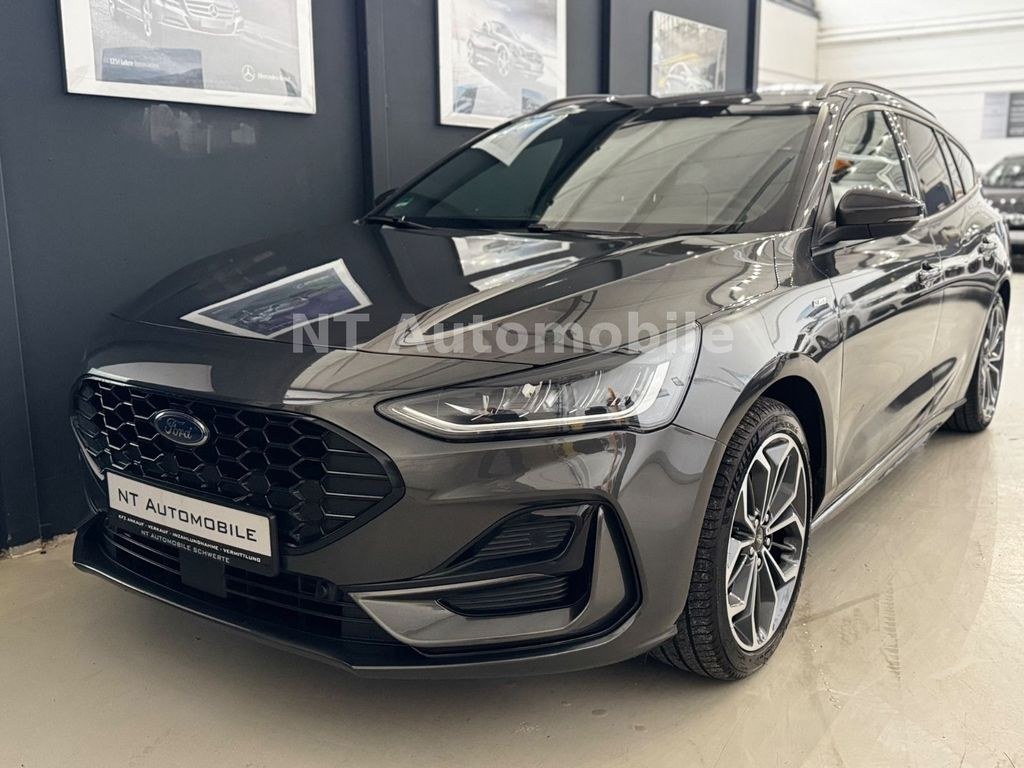 نمای دیگر فورد فوکوس تورنیر ST-Line استایل هیبرید EcoBoost LED