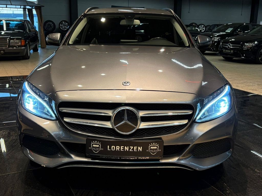 نمای دیگر مرسدس بنز C 220d تی 9G ACC-تمپو LED ناوی دوربین چرم یدککش