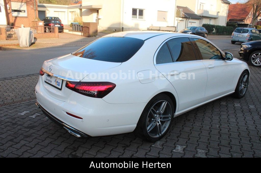 نمای دیگر مرسدس بنز E 200d لیموزین*فیسلیفت*آوانگارد*وایداسکرین*AMG