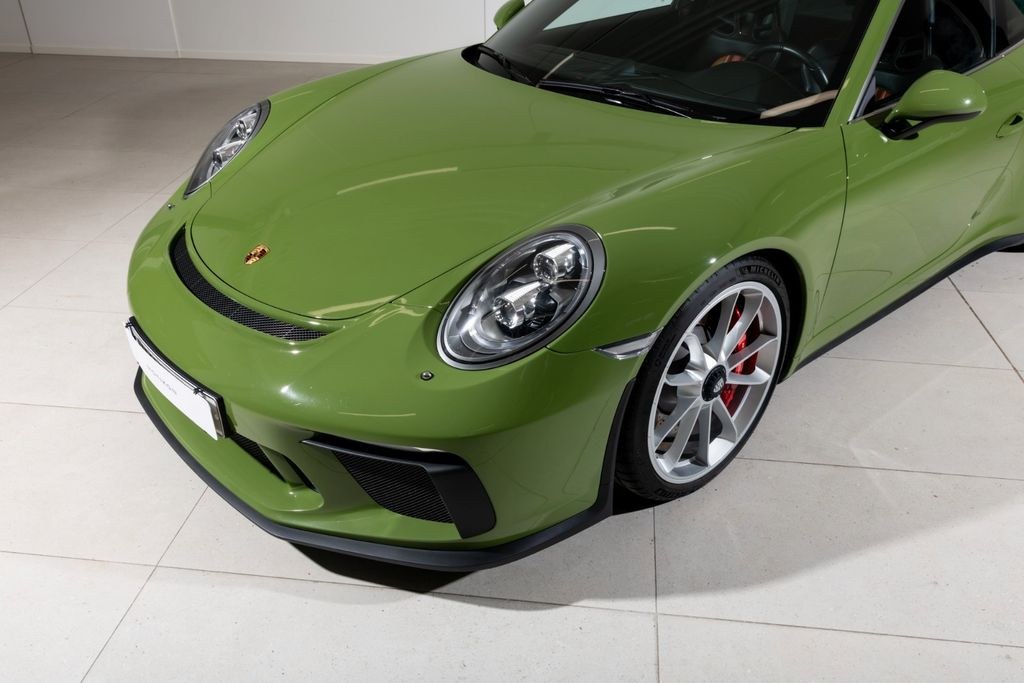 نمای دیگر پورشه 991 GT3 تورینگ