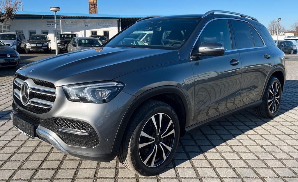 مرسدس بنز GLE 350d 4Matic Multi-LED|DAB|AHK|Pano|Distr.