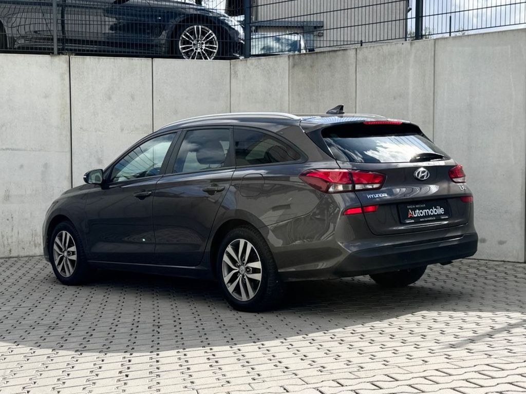 نمای دیگر هیوندای i30cw YES!Automatik/CarPlay/Lenkradhzg/Spur/AHK