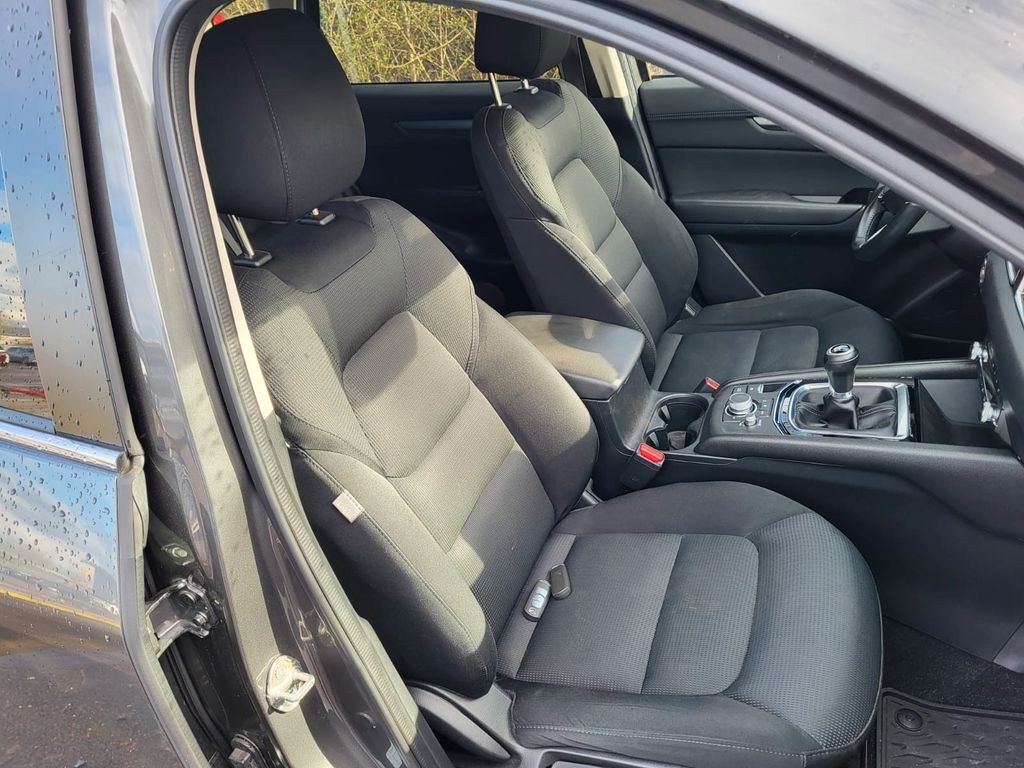 نمای دیگر مزدا CX-5 کانگی 2WD