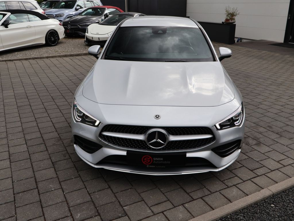 نمای دیگر مرسدس بنز CLA 220 شوتینگ بریک d AMG لاین قلاب یدک-گرمکن صندلی