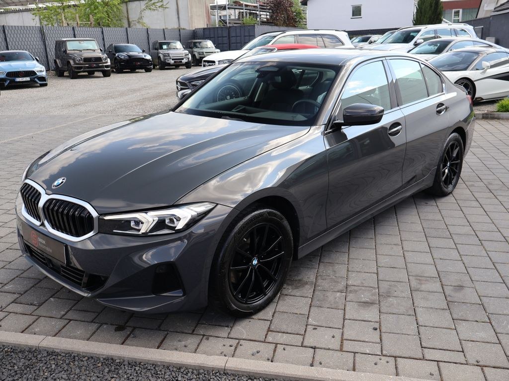 نمای دیگر بی ام و 320 d xDrive سدان-گرمکن صندلی-شادولاین-وایداسکرین