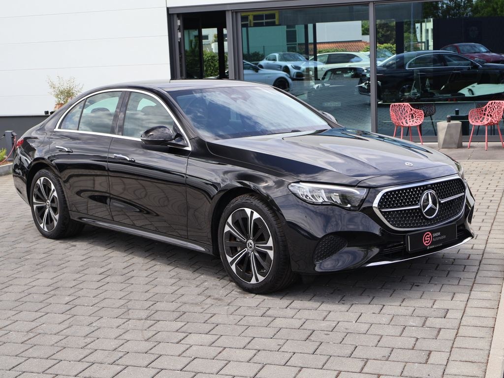 نمای دیگر مرسدس بنز E 300 de 4Matic آوانگارد Adv. کی لس گو-دوربین-LED