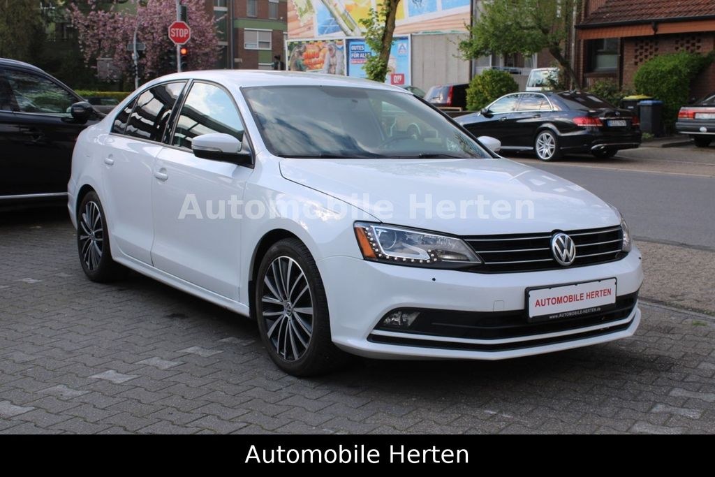 نمای دیگر فولکس واگن جتا 1.8 TSI*چرم*ناوبری*DSG*رینگ آلومینیومی*عالی!