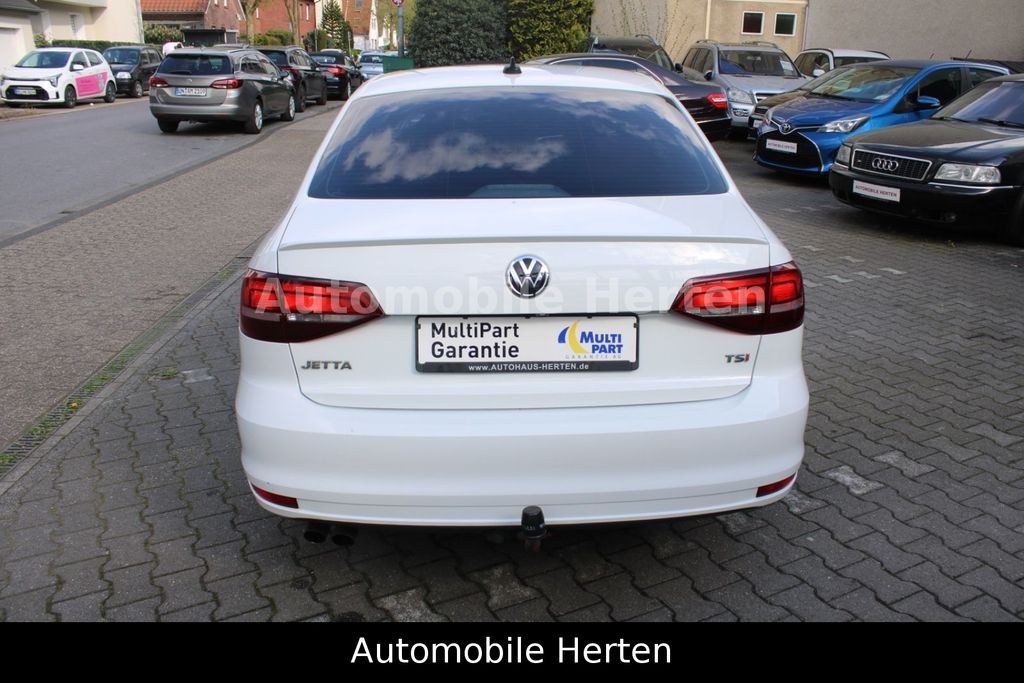 نمای دیگر فولکس واگن جتا 1.8 TSI*چرم*ناوبری*DSG*رینگ آلومینیومی*عالی!