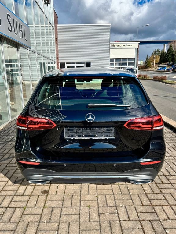 نمای دیگر مرسدس بنز B 220 B B 220 4Matic