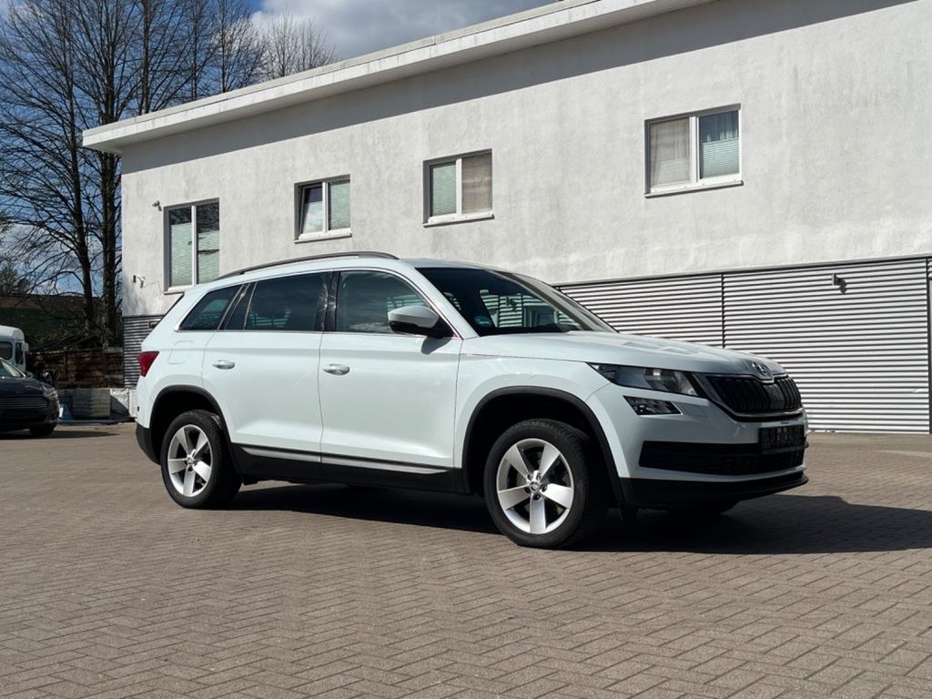 نمای دیگر اشکودا کودیاک امبیشن 4x4 2.0 TSI DSG/AC/دست اول/بخاری کمکی