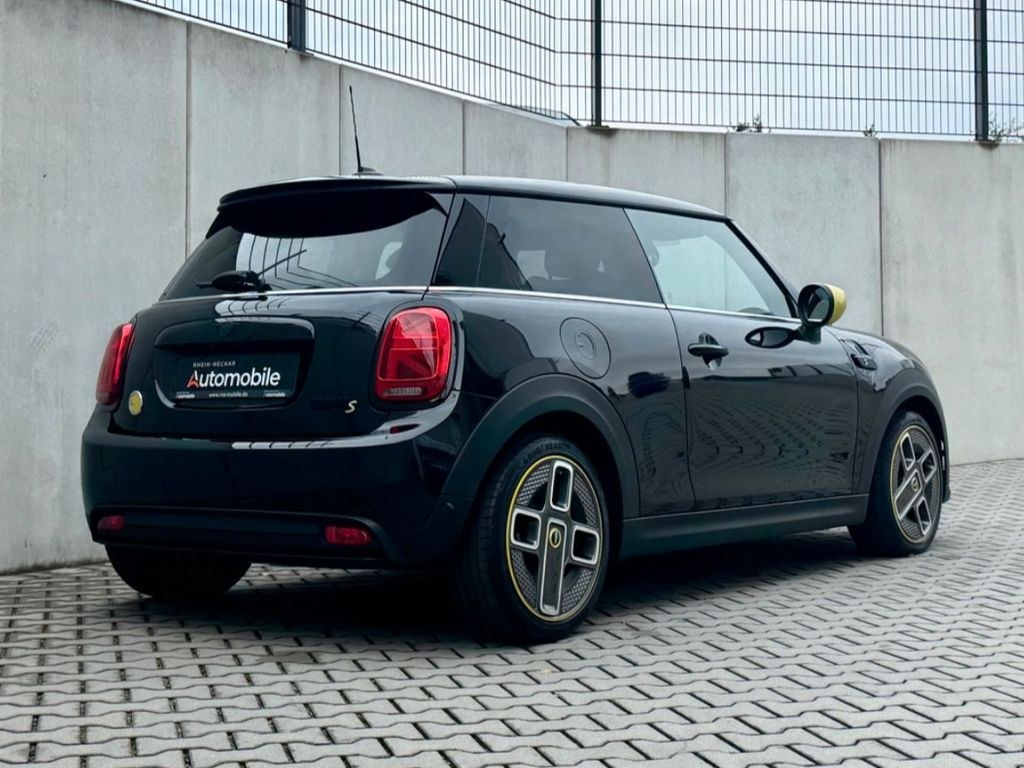 نمای دیگر MINI COOPER SE E-Trim/LED/Premium+/Leder/Navi/1Hand