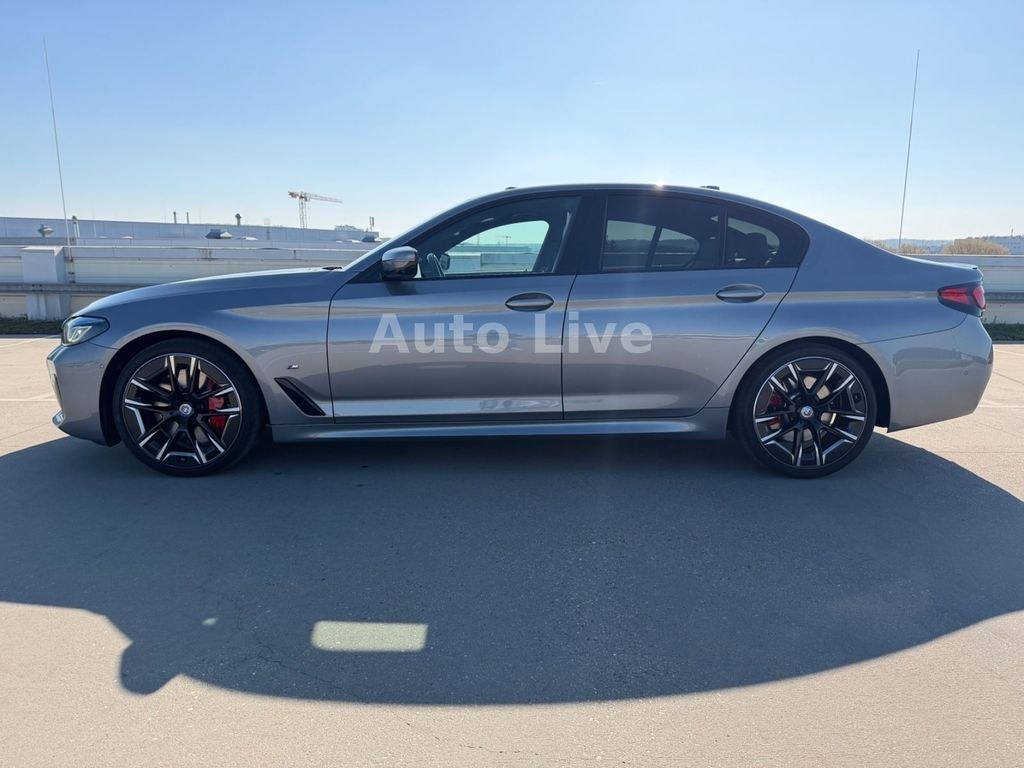 نمای دیگر بی ام و 530 d*پکیج M*SAG*GSHD*LASER*VIR*HEAD-UP*360*VOL