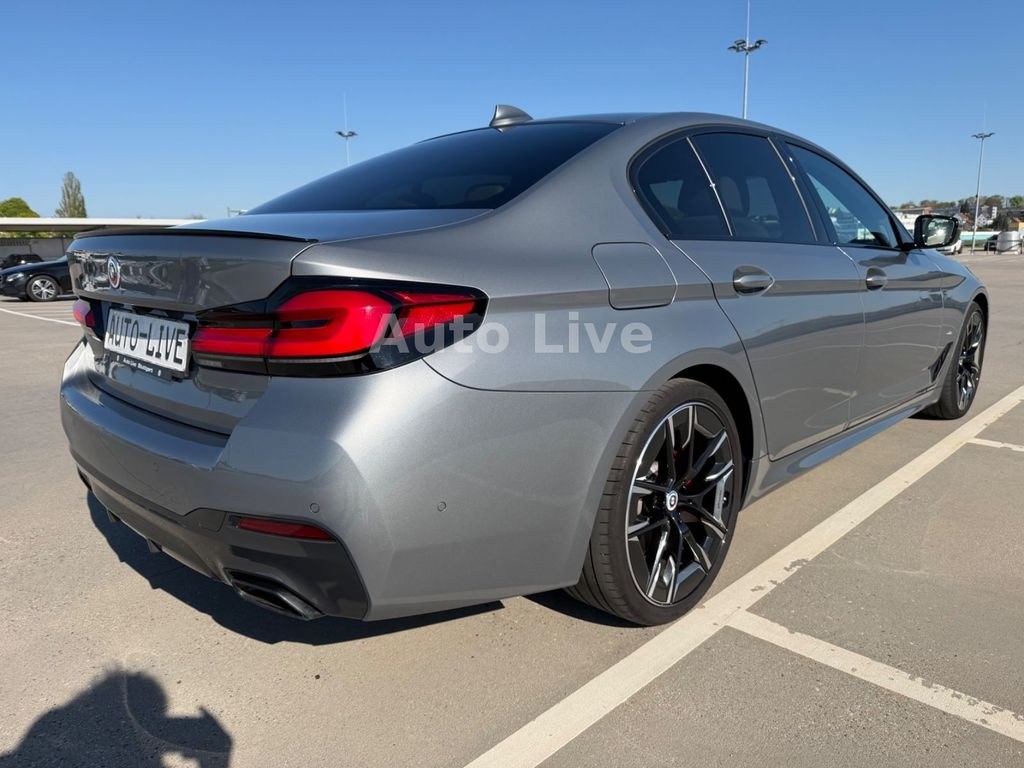 نمای دیگر بی ام و 530 d*پکیج M*SAG*GSHD*LASER*VIR*HEAD-UP*360*VOL