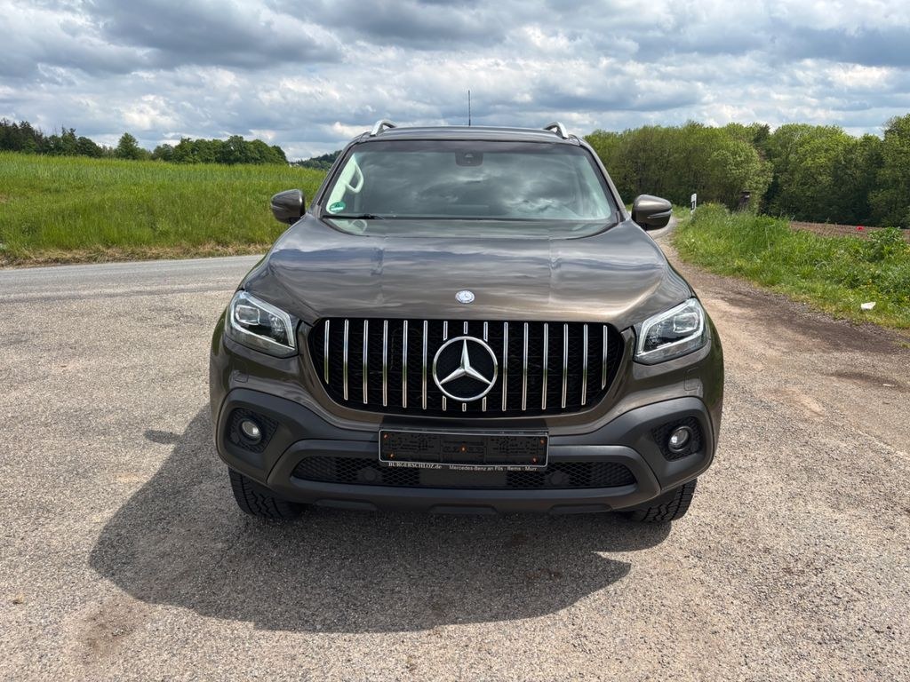 نمای دیگر مرسدس بنز X 250 d 4Matic Doppelkabine Edition Progressiv