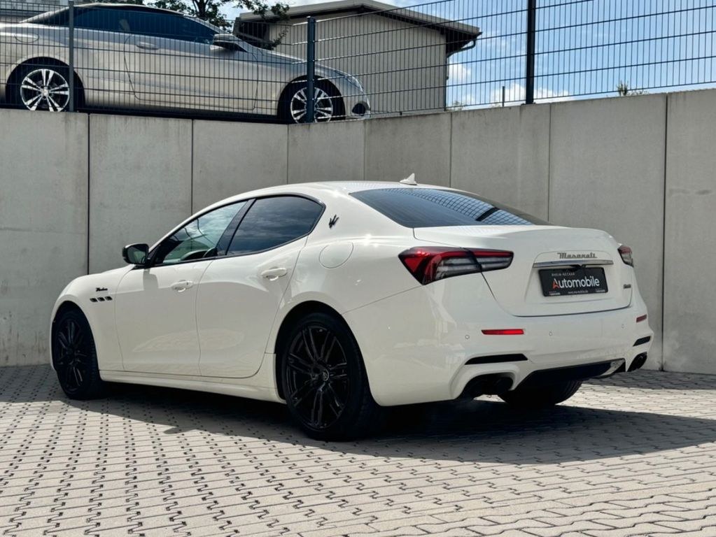نمای دیگر Maserati Ghibli 3.0 V6 350HP Modena/CarPlay/H&K/SR+WR