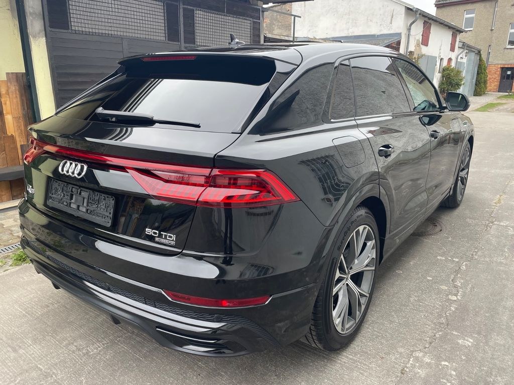 نمای دیگر آئودی Q8 50 TDI کواترو S-لاین*مموری*چرم*پانوراما*