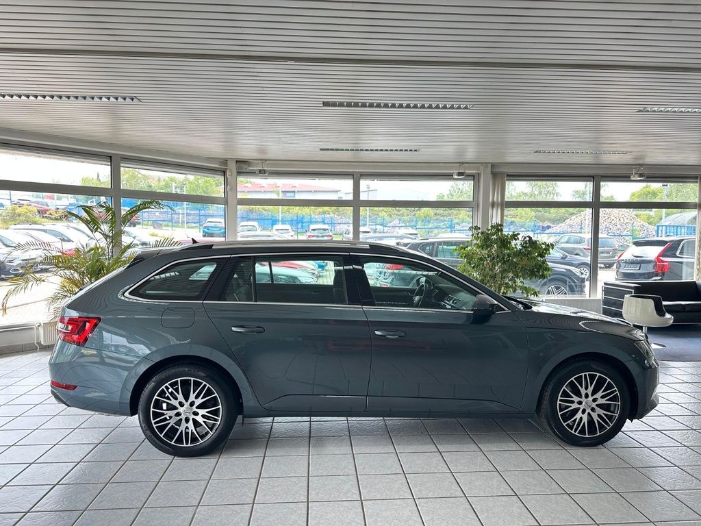 نمای دیگر Skoda Superb Combi Style 4x4*PDC*Tempo*SHZ*Kamera*DAB*
