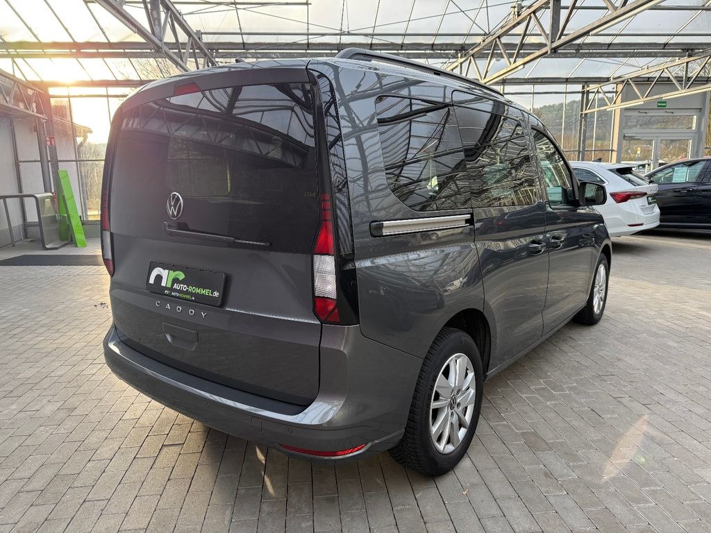 نمای دیگر فولکس واگن کدی 2.0 TDI لایف DAB گرمکن صندلی دستیارها 16"