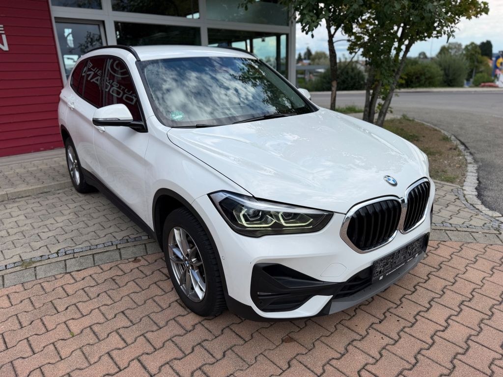 نمای دیگر بی ام و X1 xDrive18d اتوماتیک ادوانتیج LED*HUD*نویگیشن*ACC*1.H