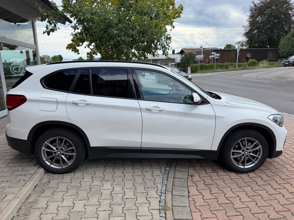 نمای دیگر بی ام و X1 xDrive18d اتوماتیک ادوانتیج LED*HUD*نویگیشن*ACC*1.H