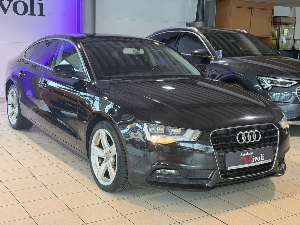 نمای دیگر آئودی A5 اسپرت‌بک 2.0 TDI*نویگیشن*کروز کنترل*بلوتوث*اتوماتیک*