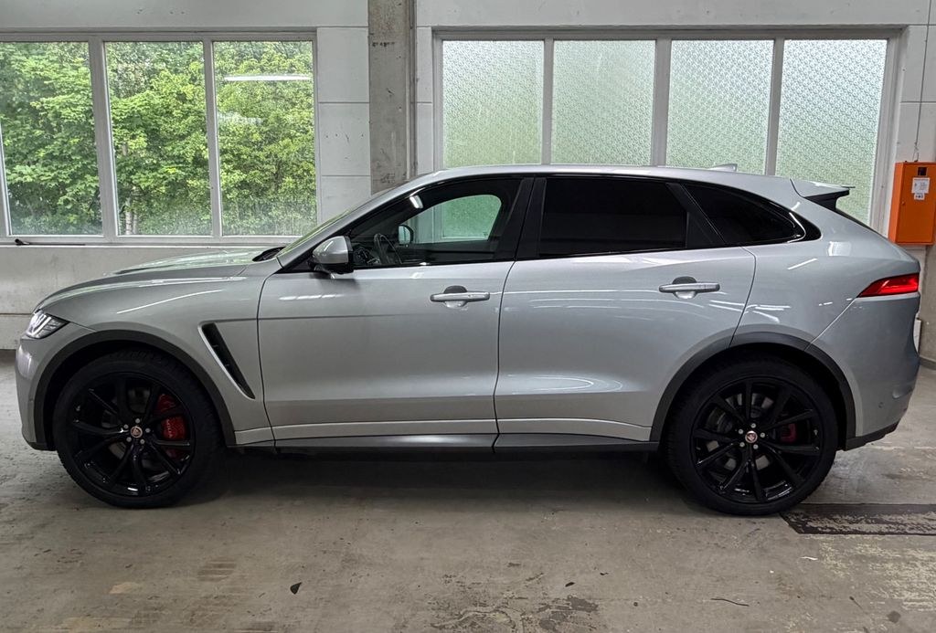 نمای دیگر جگوار F-PACE SVR اسپرت AWD کربن/هدآپ/تهویه/360