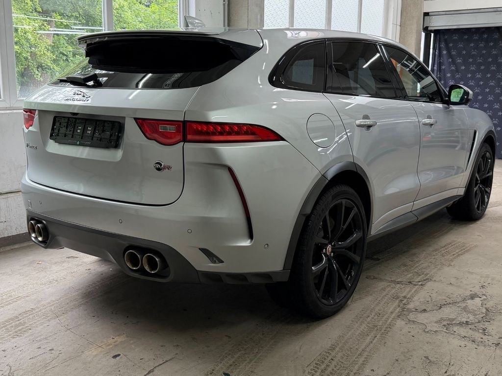 نمای دیگر جگوار F-PACE SVR اسپرت AWD کربن/هدآپ/تهویه/360