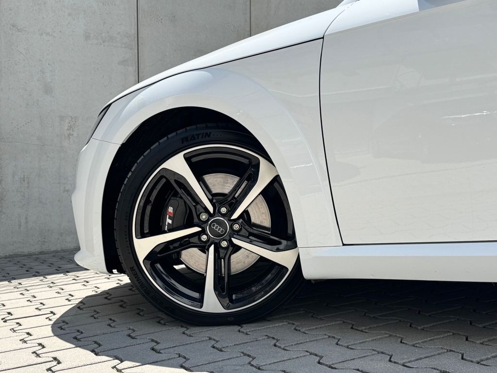 نمای دیگر آئودی TTS Roadster/LED/Spur/MediaSound/Nackenhzg/Rotor