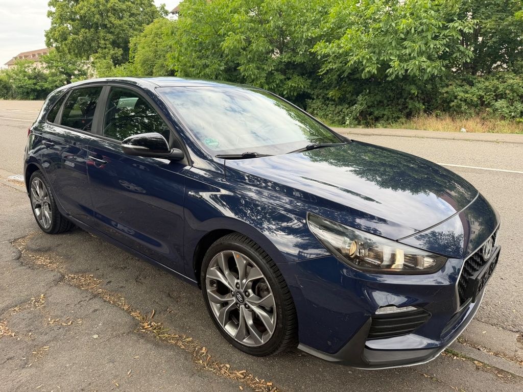 نمای دیگر هیوندای i30 1.4 T-GDI N Line DCT EURO 6 ناوبری دوربین