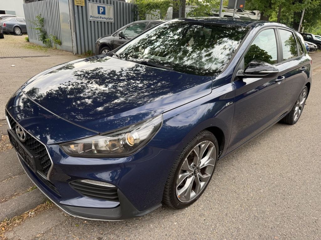 نمای دیگر هیوندای i30 1.4 T-GDI N Line DCT EURO 6 ناوبری دوربین