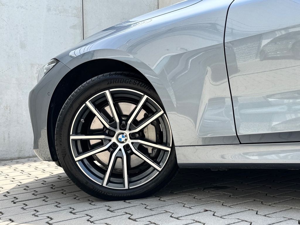 نمای دیگر بی ام و 430i Cabrio/Laser/HeadUp/HiFi/Leder/Nackenhzg