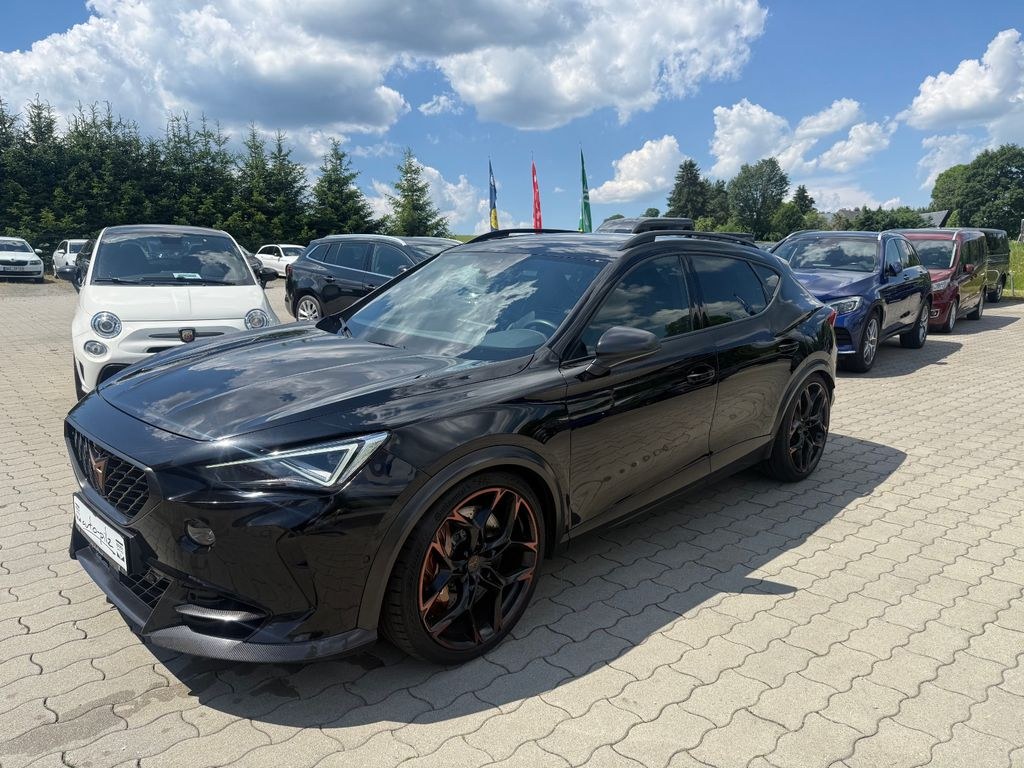 نمای دیگر Cupra Formentor VZ5 4Drive Pano APR KW