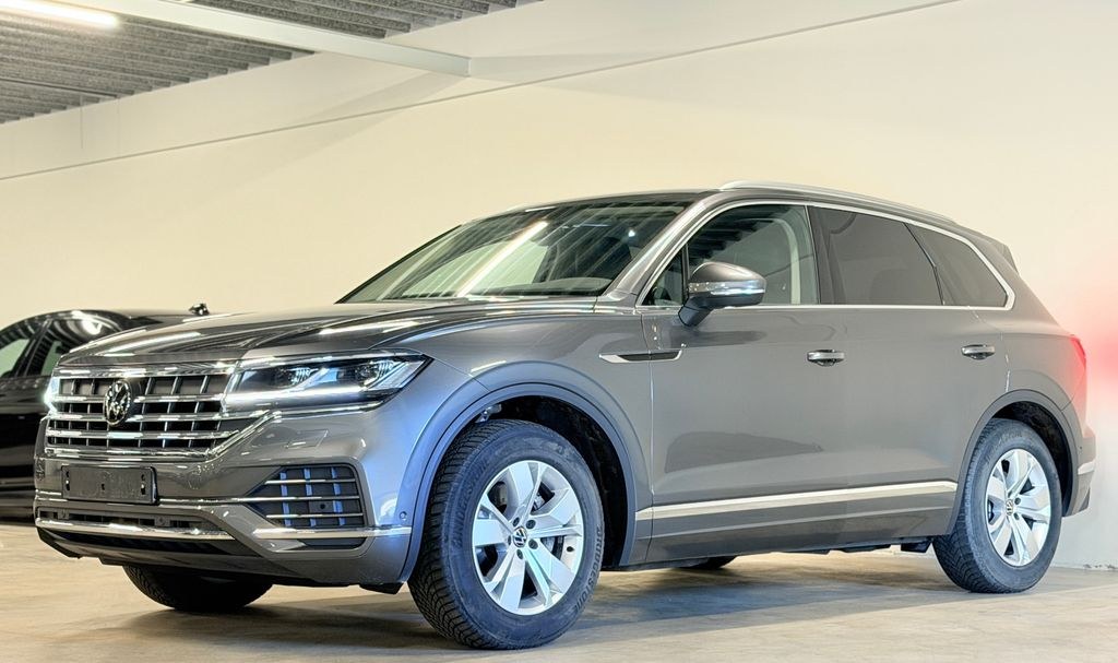 فولکس واگن Touareg Atmosphere 4Motion