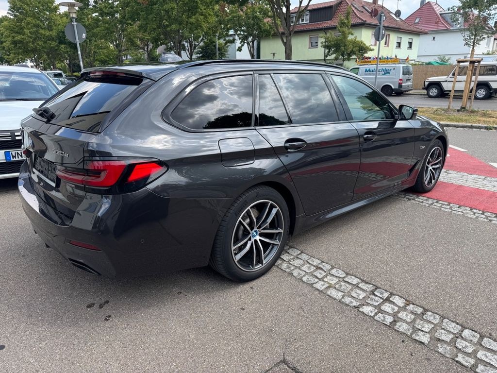 نمای دیگر بی ام و 530 e تورینگ xDrive ام اسپورت/LED/پانو/HUD