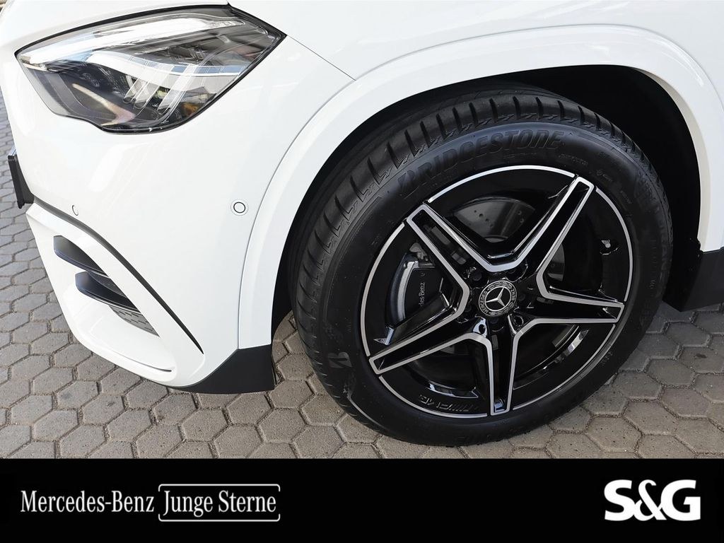 نمای دیگر مرسدس بنز GLA 220 4M AMG ادیشن پانوراما+نایت+حافظه+دیسترونیک