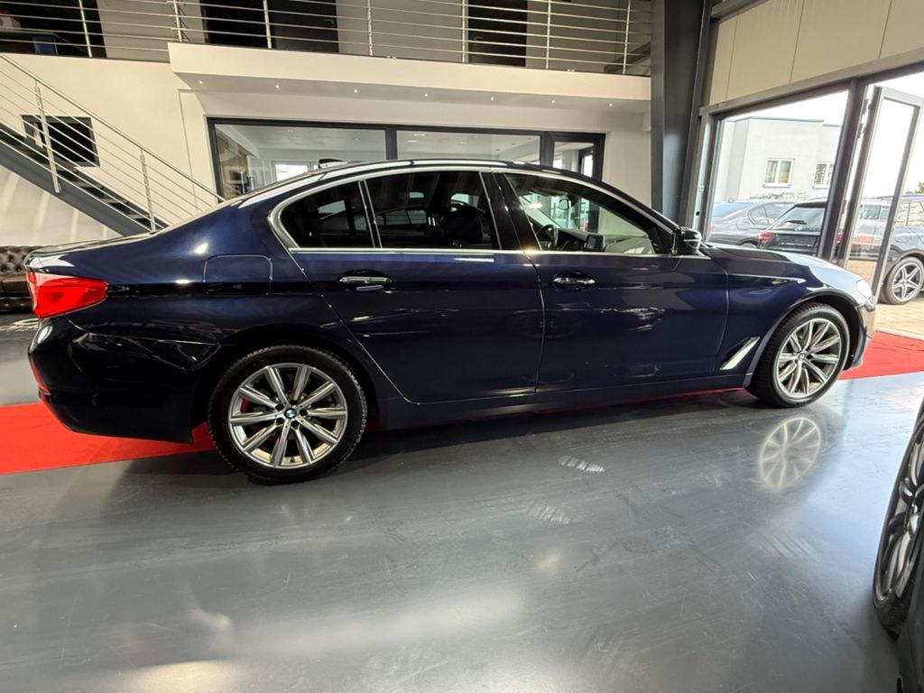 نمای دیگر بی ام و 530 i xD لوکس لاین 2HD/Memory/HuD/Massage/TOP